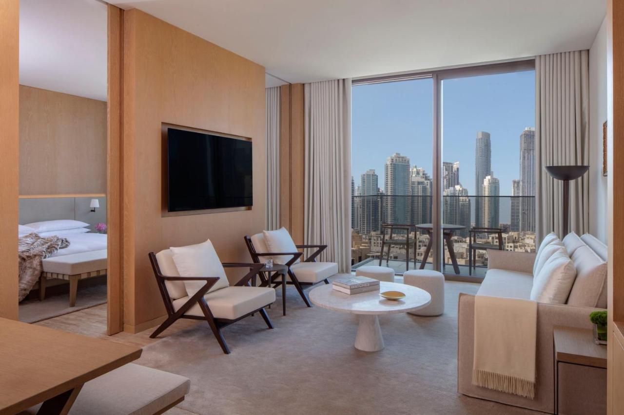 The Dubai Edition Zewnętrze zdjęcie A suite at the hotel