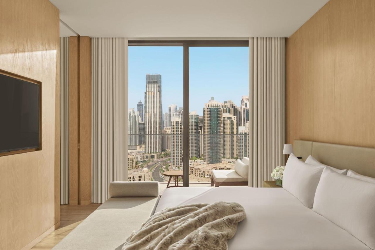 The Dubai Edition Zewnętrze zdjęcie A bedroom at the hotel