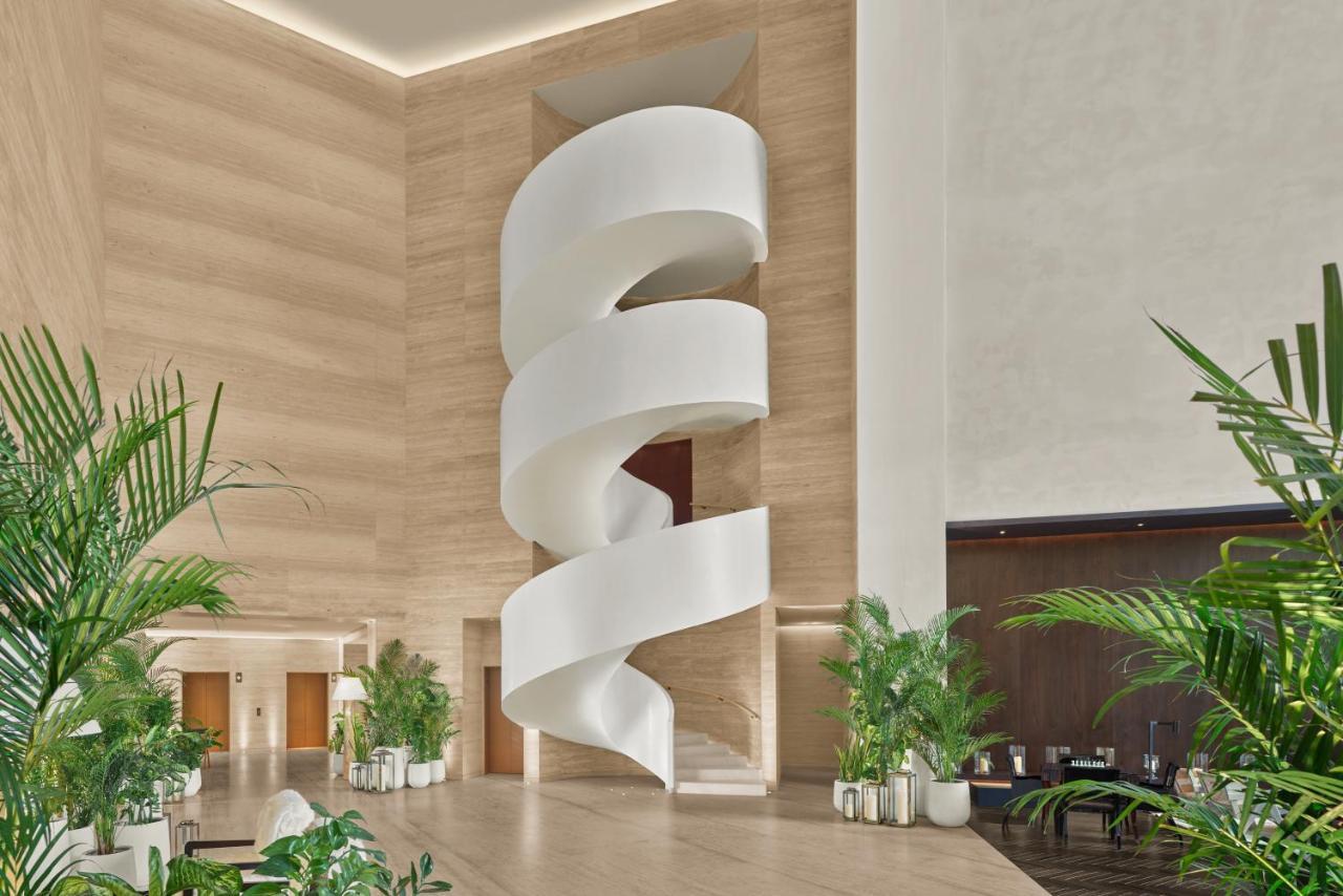 The Dubai Edition Zewnętrze zdjęcie The spiral staircase